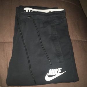 Nike rally joggers